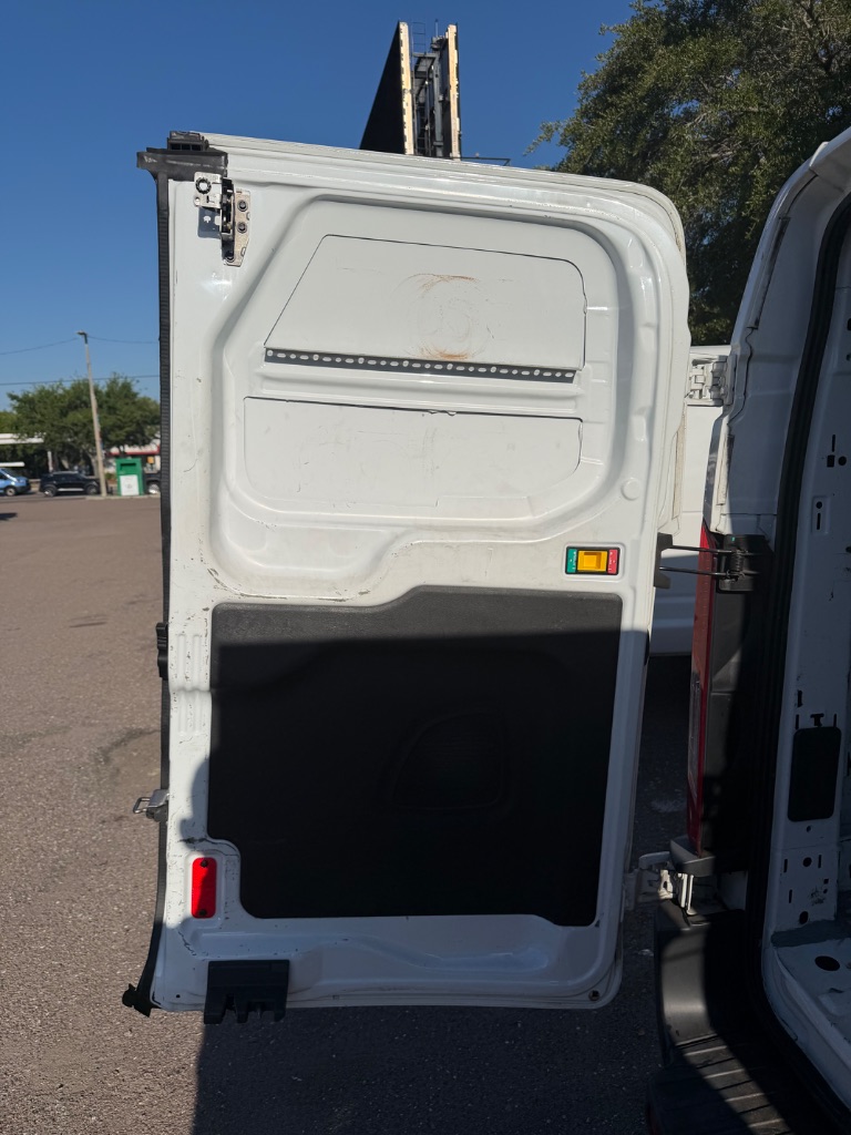 2016 Ford Transit Base - Photo 17